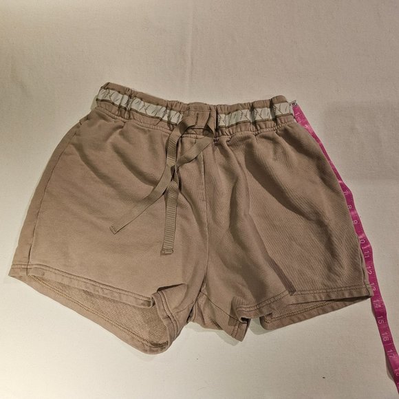 Gymshark Drawstring Shorts Size Small Tan/Khaki - Picture 5 of 7